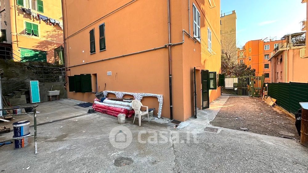 Appartamento in Vendita in Via Rossetti a Genova