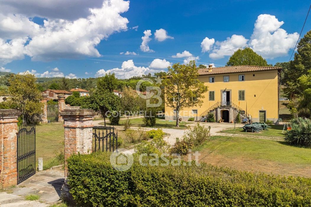Villa in Vendita in Via delle Gavine 1200 a Lucca