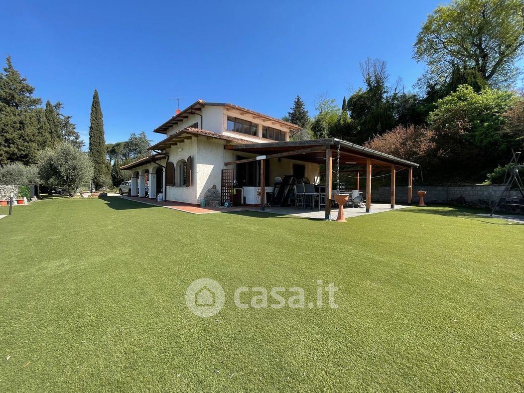 Villa in Vendita in Località Pieve a Quarto 6 a Arezzo