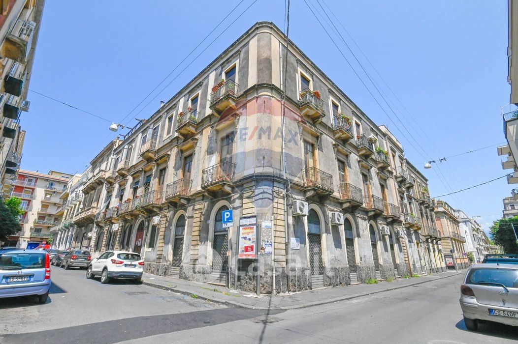 Appartamento in Vendita in Via Stellata 8 a Catania