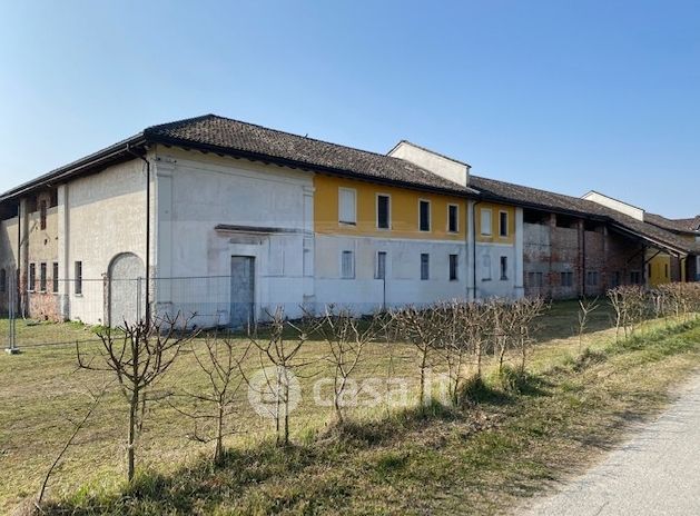 Stabile / Palazzo in Vendita in Strada di Sopra 141 a Vigevano