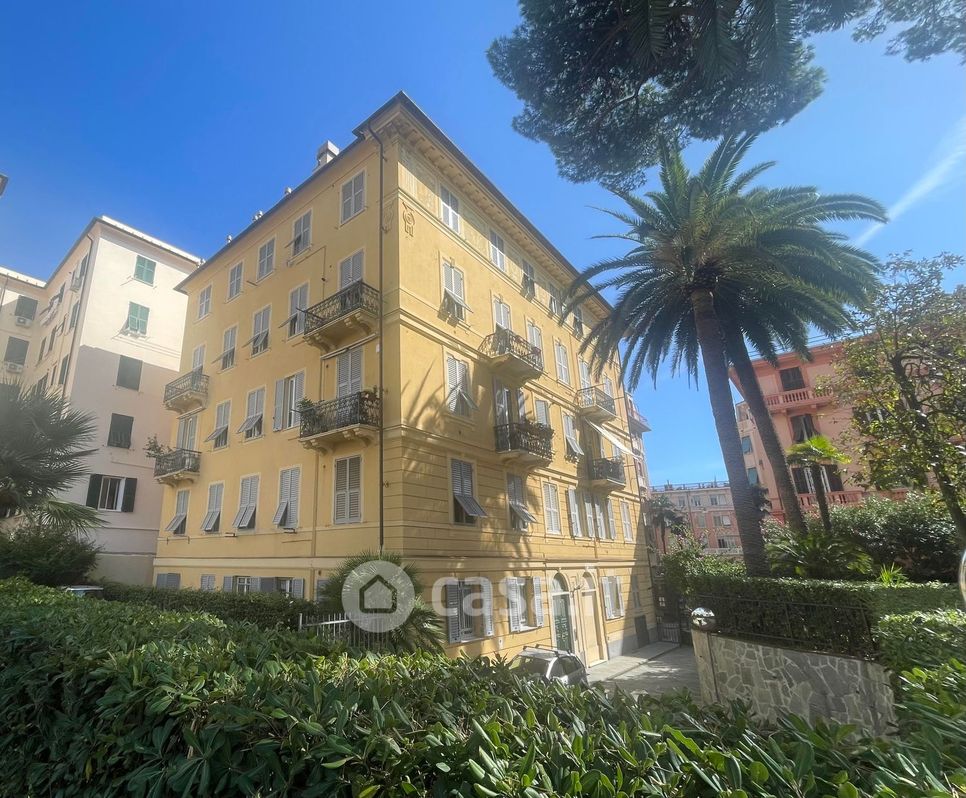 Appartamento in Vendita in Via Sabotino 5 a Genova