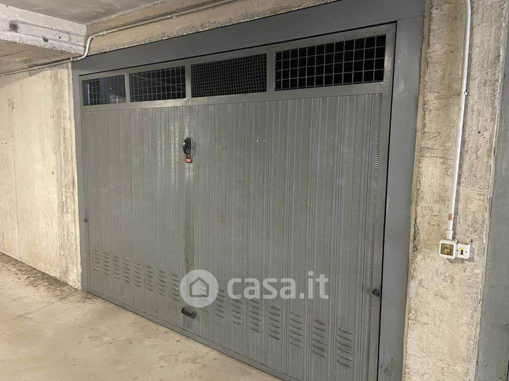 Garage/Posto auto in Vendita in Via Nobili Calvi a Carimate