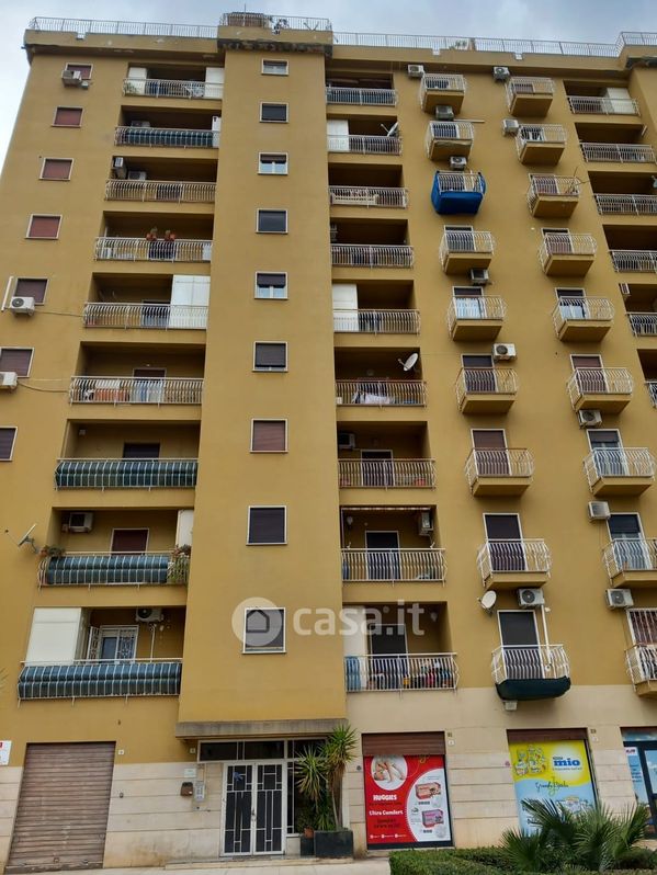 Appartamento in Vendita in Via Bazzano 5 a a Palermo