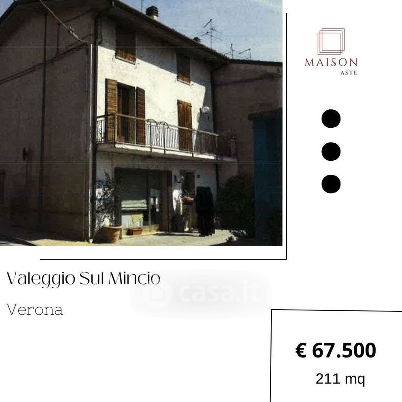 Palazzo in Vendita in Località Foroni 29 a Valeggio sul Mincio