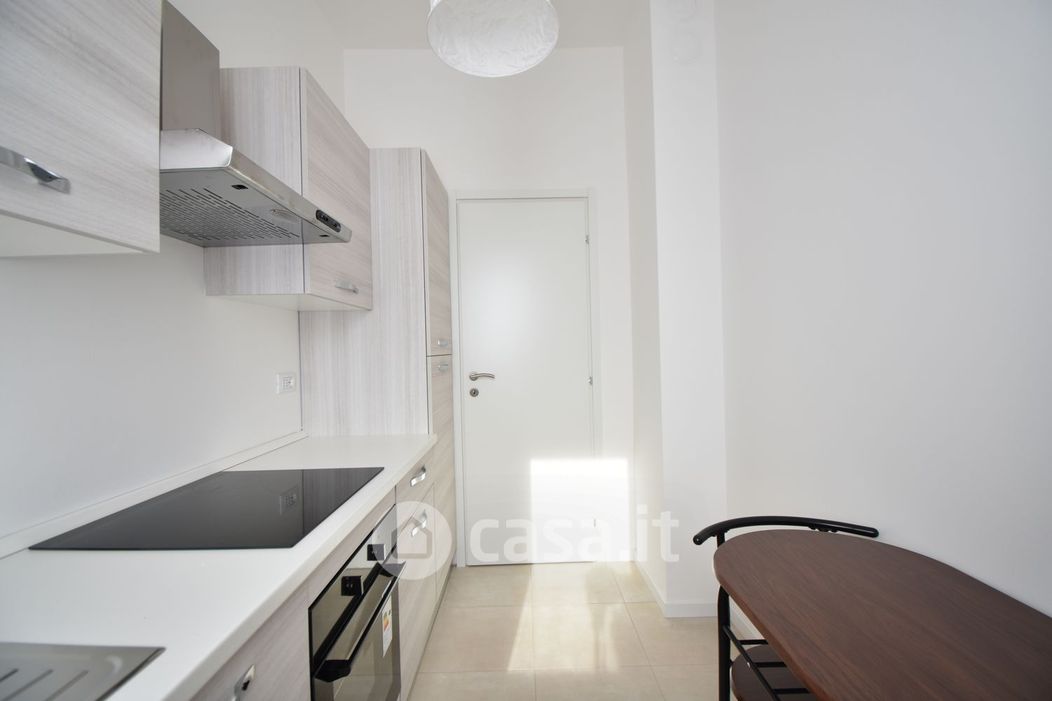 Appartamento in Affitto in Via Luigi Cadorna a Vimercate