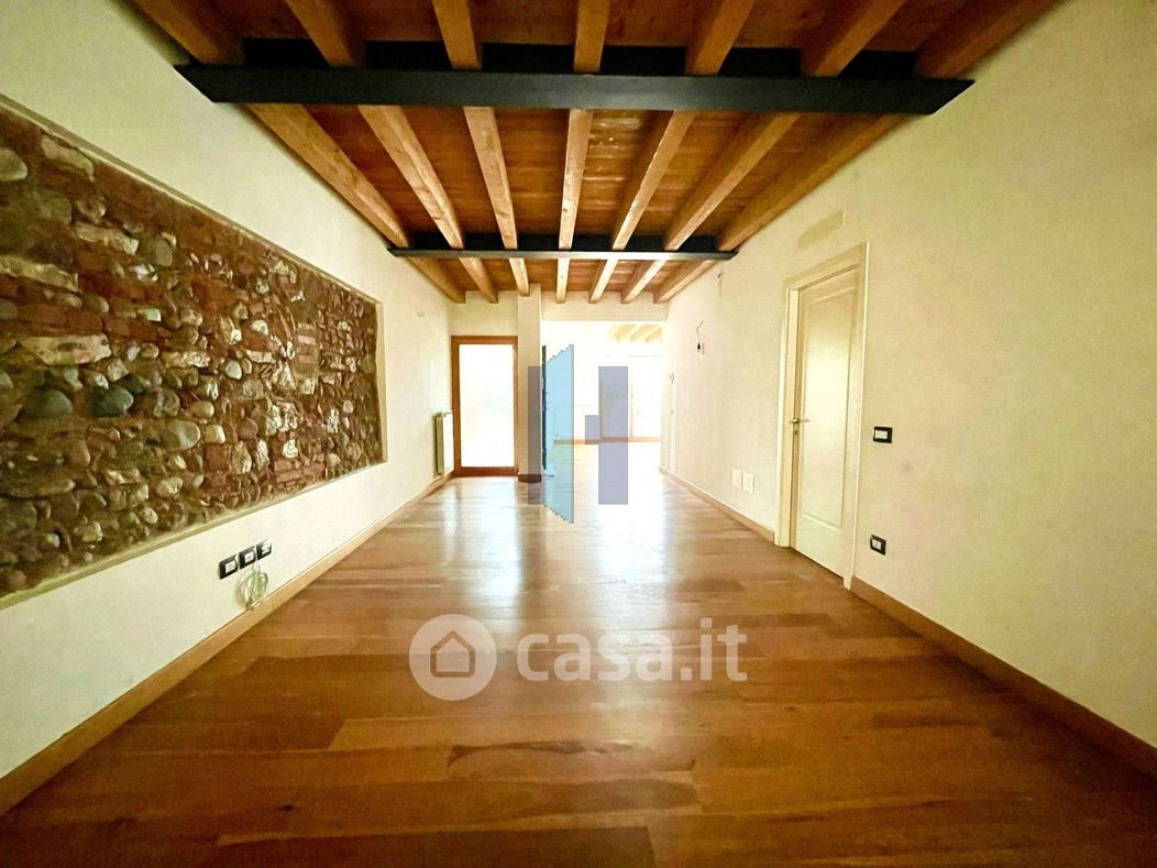 Appartamento in Vendita in Via San Benedetto 3 a Brescia