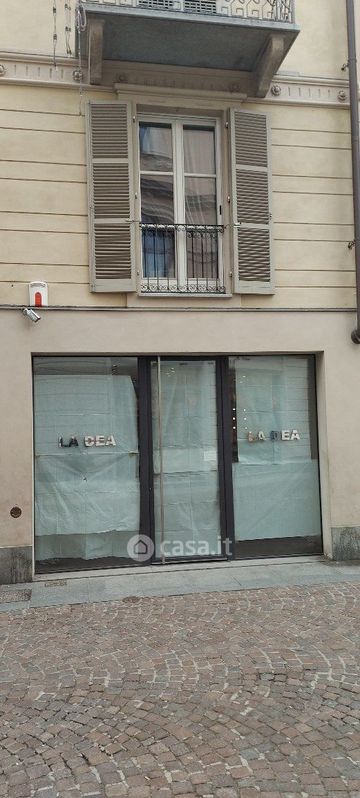 Negozio/Locale commerciale in Affitto in Via Giuseppe Garibaldi 17 a Asti