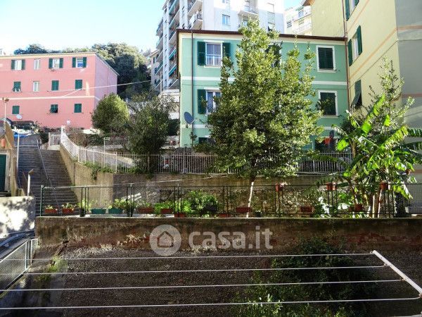 Appartamento in Affitto in Via delle Rovare 18 a Genova