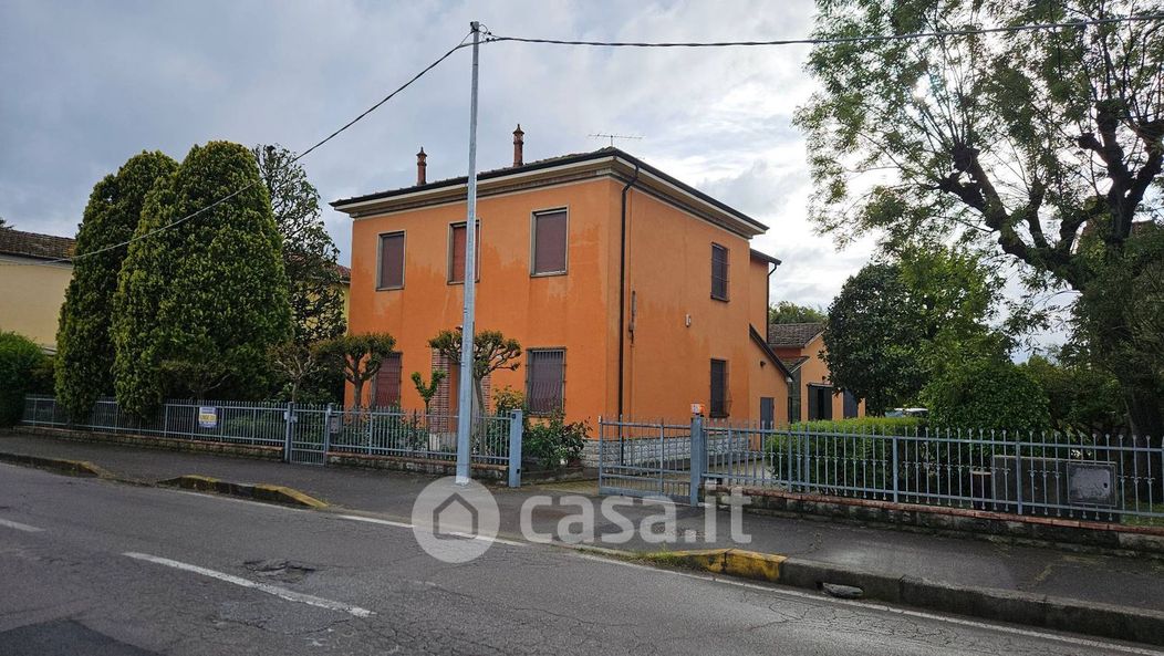 Casa indipendente in Vendita in Via Grattacoppa 293 a Ravenna