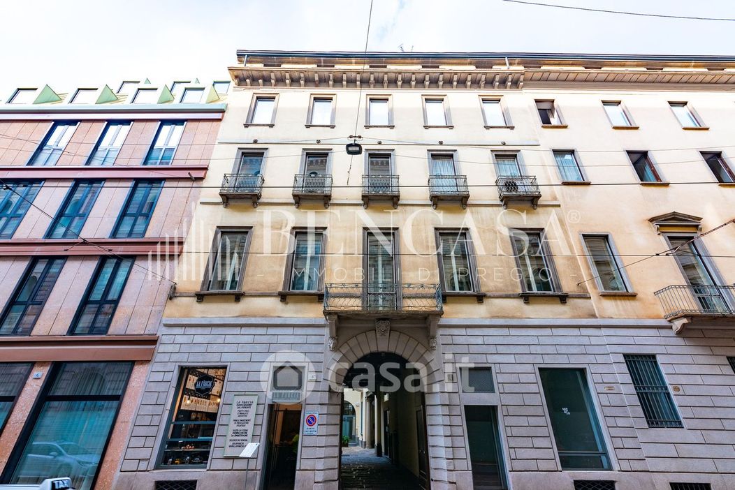 Appartamento in Vendita in Via Meravigli 4 a Milano