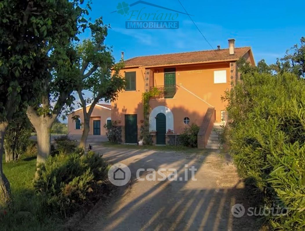 Villa in Vendita in Strada provinciale 75 a Capalbio