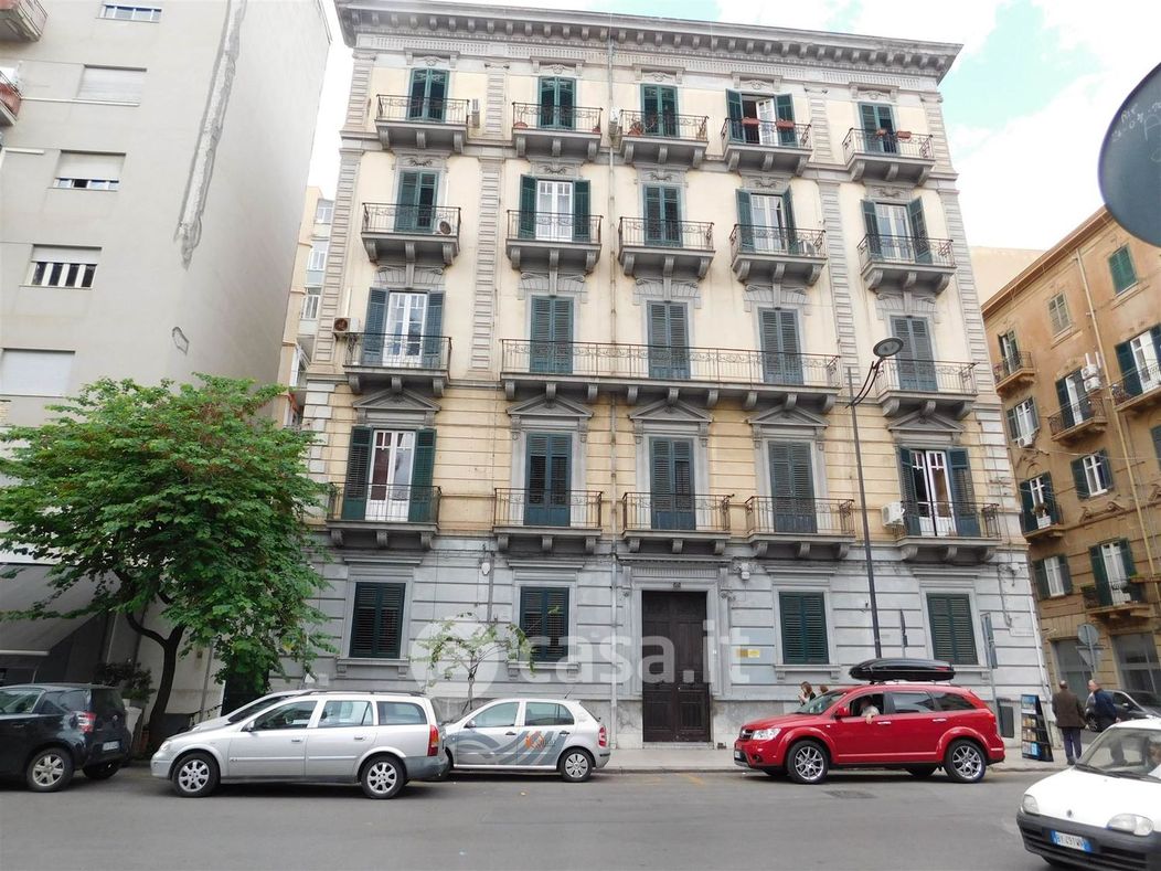 Appartamento in Affitto in Piazza Diodoro Siculo 4 a Palermo