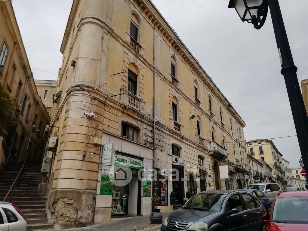 Appartamento in Vendita in Corso Mazzini a Catanzaro