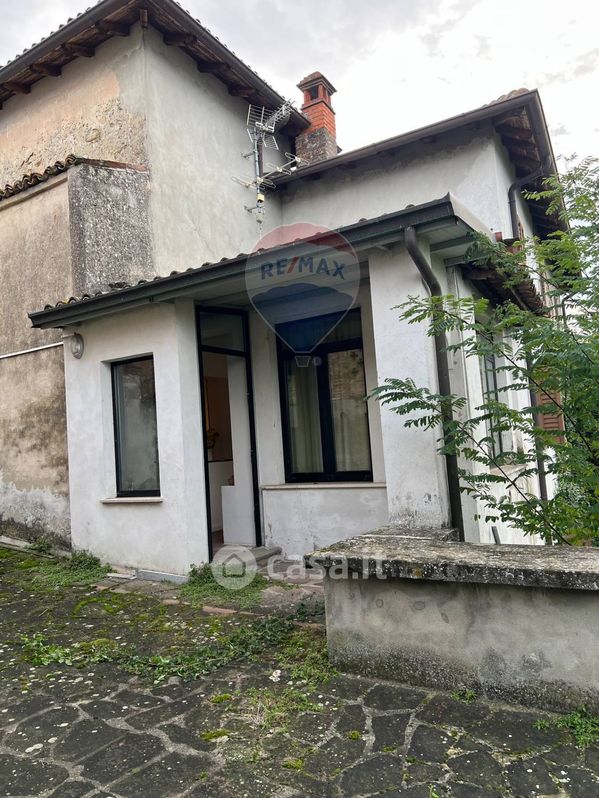 Casa indipendente in Vendita in Via Porta Marica 1 -7 a Pavia
