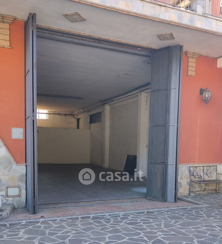 Garage/Posto auto in Affitto in Via Capo d'Acqua 12 a Marino