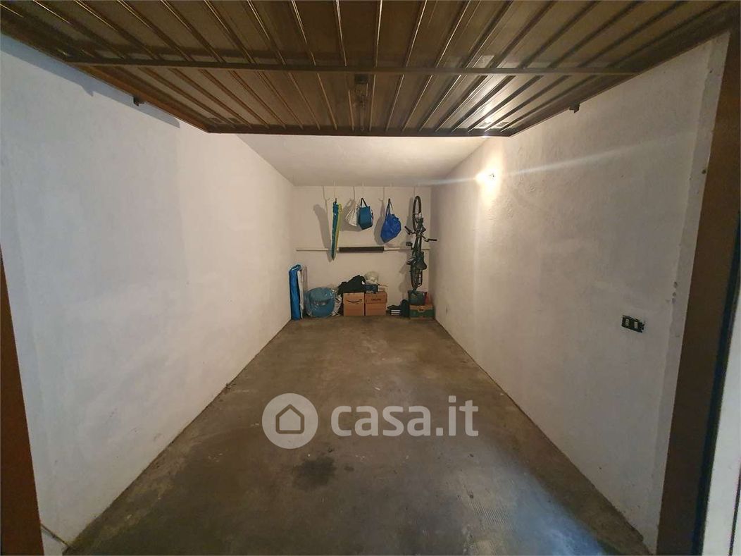 Garage/Posto auto in Vendita in Via Antonio Gramsci 16 a Abbiategrasso