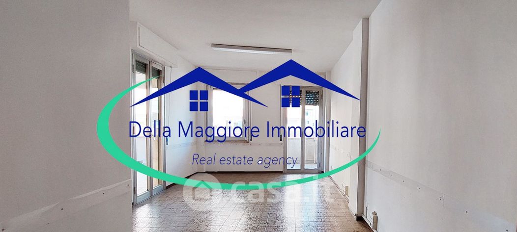 Appartamento in Vendita in Via Magenta a Livorno