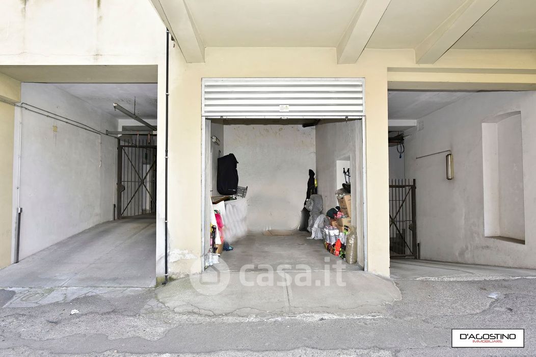 Garage/Posto auto in Vendita in Via Francesco Cigna 47 a Torino