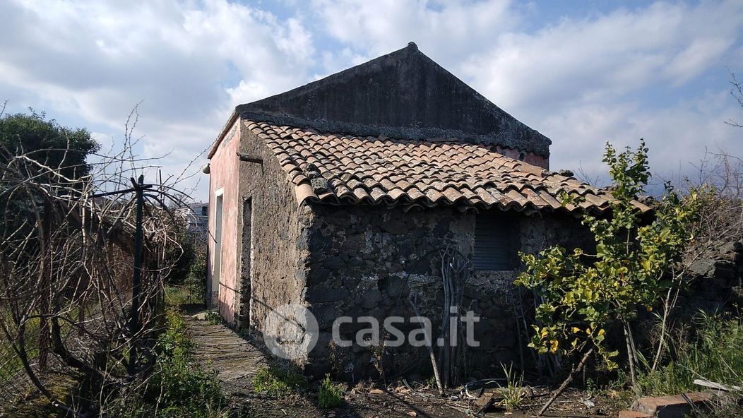 Terreno agricolo in Vendita in Via Fossa Lupo a Aci Sant'Antonio