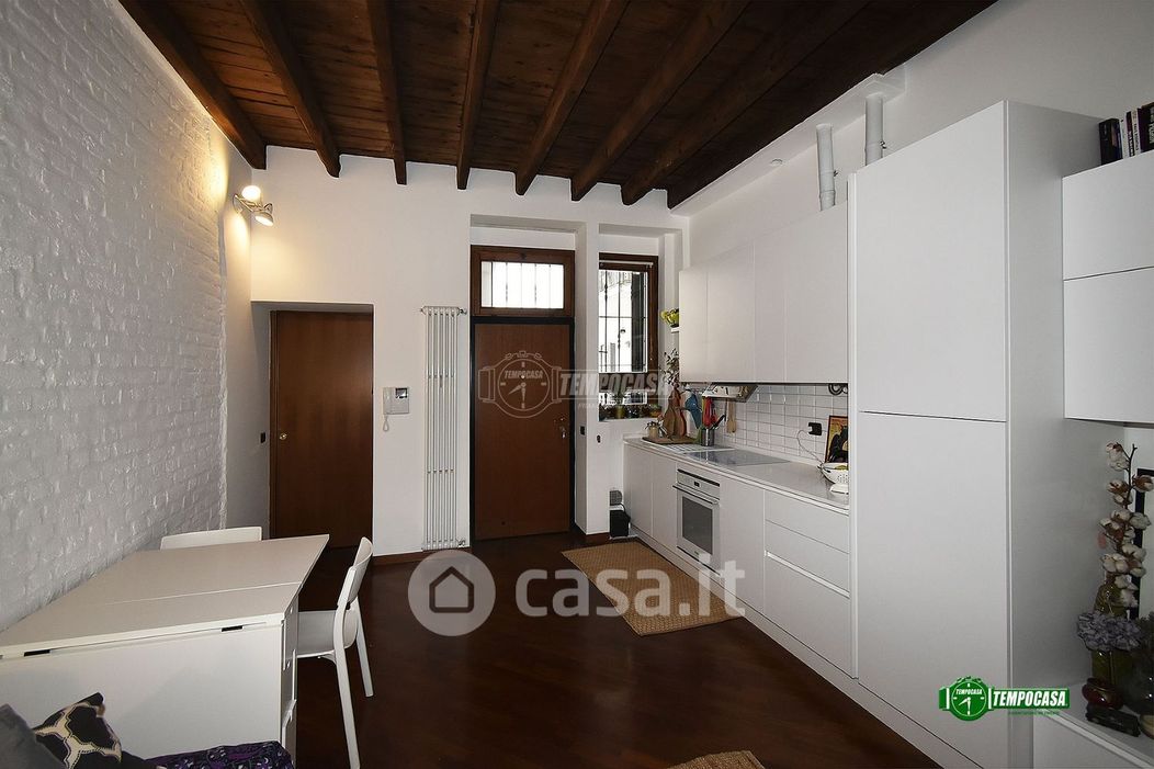 Appartamento in Affitto in Via Martiri Oscuri 6 a Milano