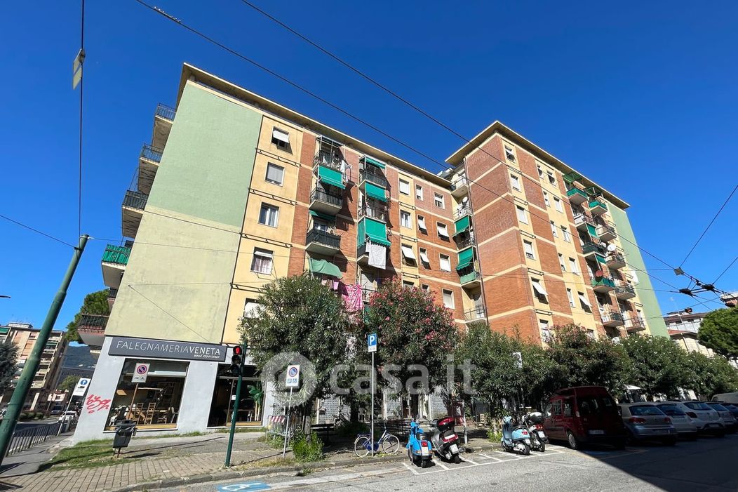 Appartamento in Vendita in Via Giulio della Torre 95 a La Spezia