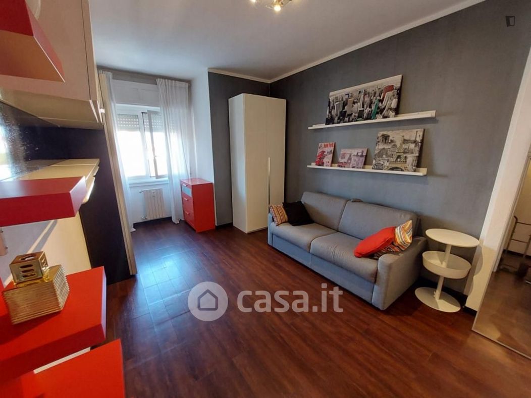 Appartamento in Affitto in Via Quinto Romano a Milano