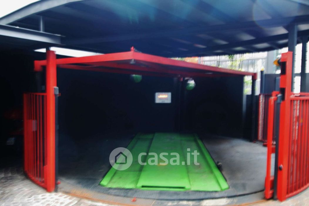 Garage/Posto auto in Vendita in Corso di Porta Romana 117 a Milano