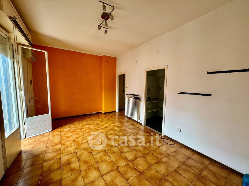 Appartamento in Vendita in Via Giuseppe Nasalli Rocca a Piacenza