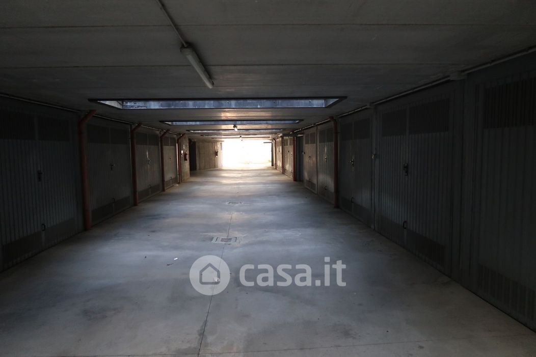 Garage/Posto auto in Vendita in a Piacenza