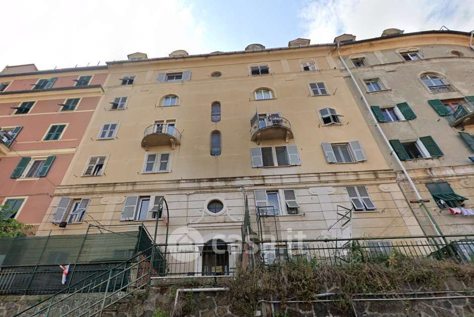 Appartamento in Vendita in Via del Campasso 15 a Genova