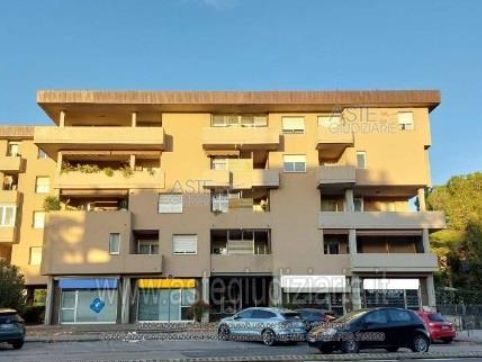 Appartamento in Vendita in Via Giuseppe Catani 56 a Prato