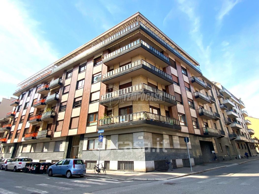 Appartamento in Vendita in Via Rosta 7 a Torino