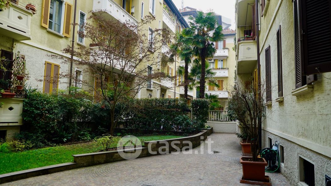 Appartamento in Vendita in Via Ercole Ferrario a Milano