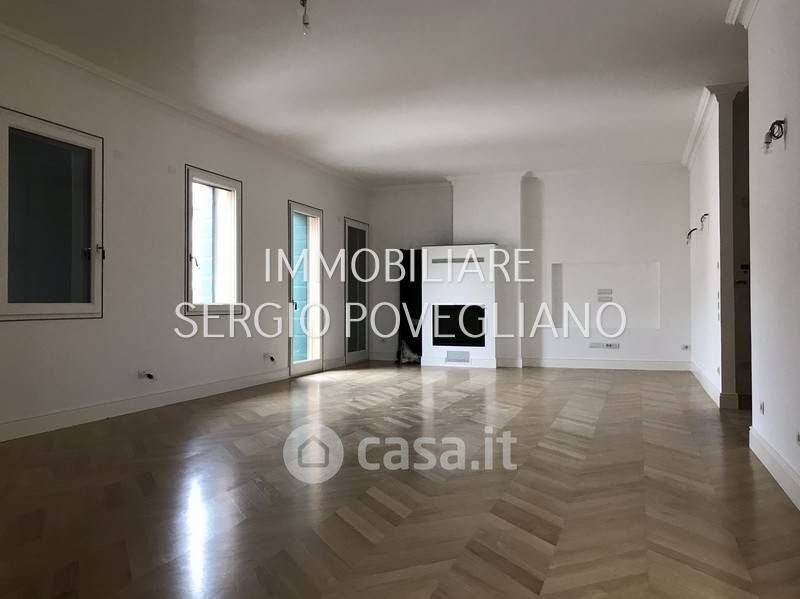 Appartamento in Vendita in Via del Municipio 37 a Treviso