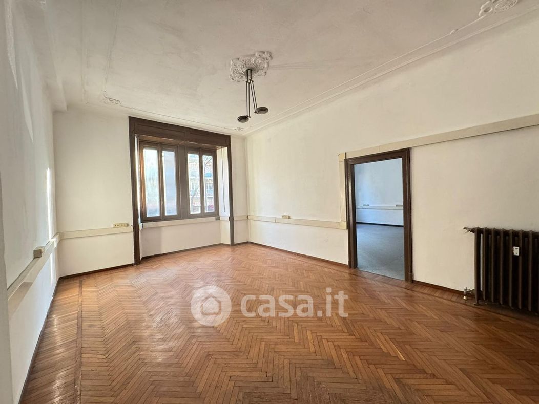Appartamento in Vendita in Via Andrea Solari 56 a Milano