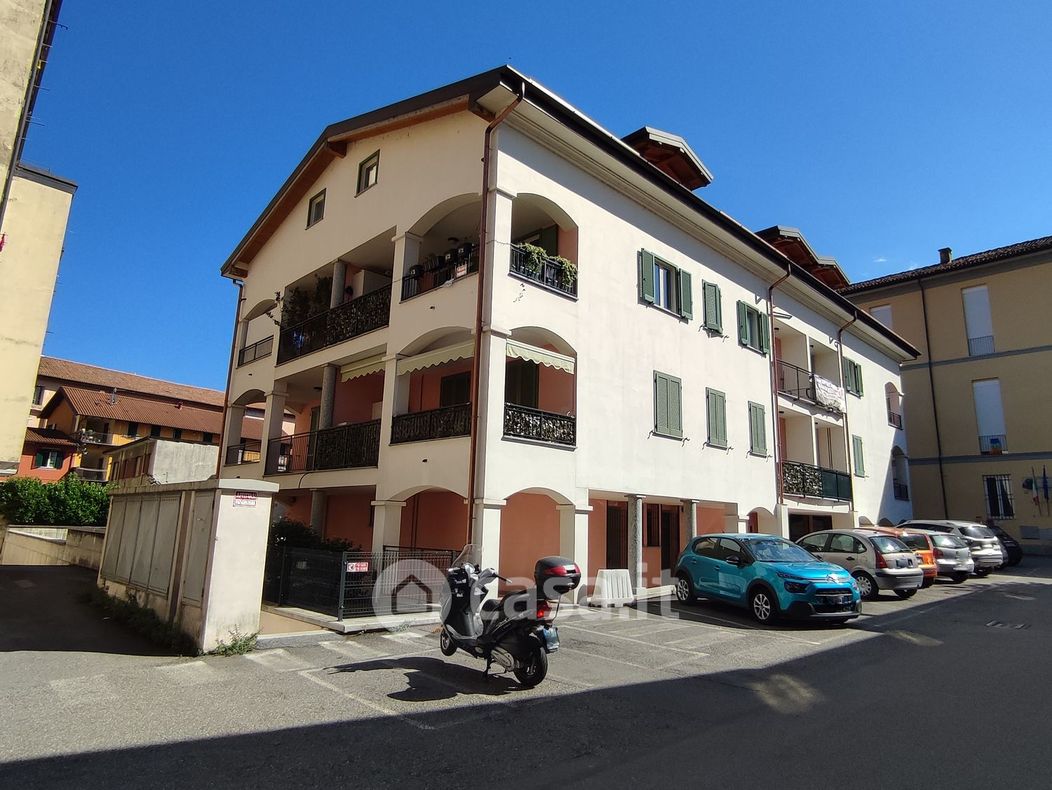 Appartamento in Vendita in Via Giuseppe Castelli 35 a Verbania