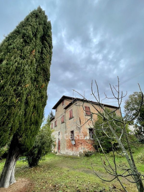 Villa in Vendita in Via Sanminiatese a San Miniato
