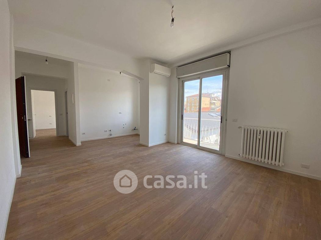 Appartamento in Vendita in Via G. Camozzi 56 a Bergamo