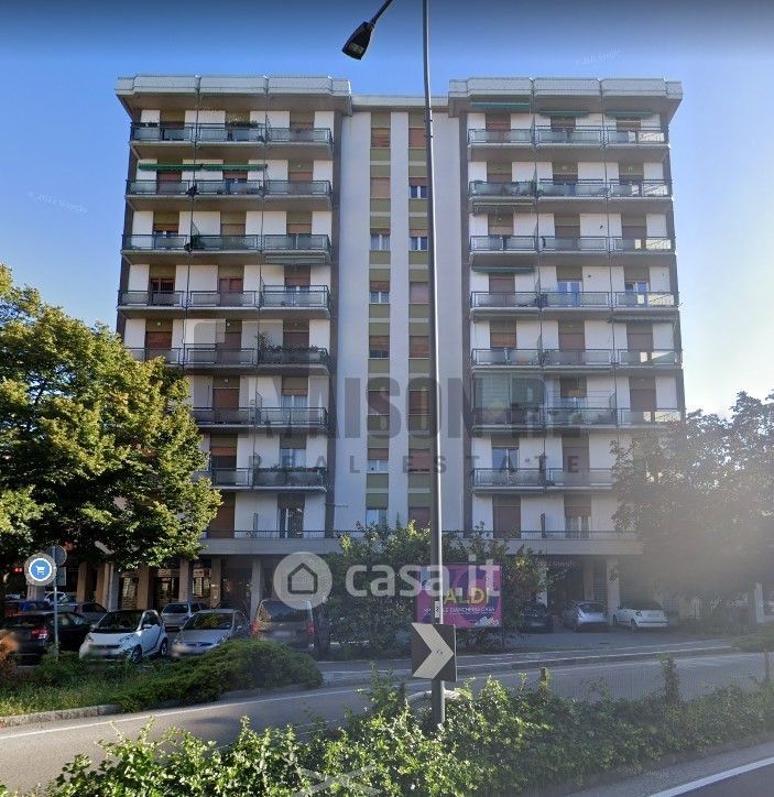 Appartamento in Vendita in Via Salvo D'Acquisto 9 a Brescia