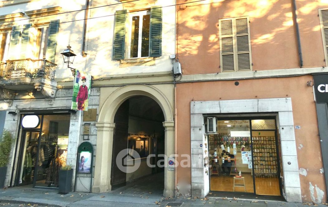 Negozio/Locale commerciale in Affitto in Strada Giuseppe Garibaldi 29 a Parma