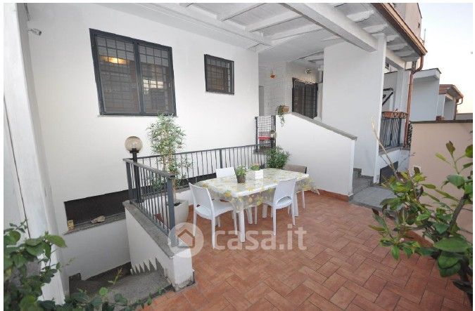 Appartamento in Vendita in Via Forno Casale 95 a Roma
