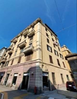 Appartamento in Vendita in Via Cornigliano 31 a a Genova