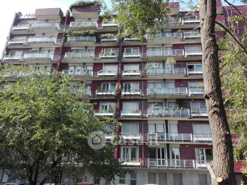Appartamento in Vendita in Viale Angelo Filippetti a Milano
