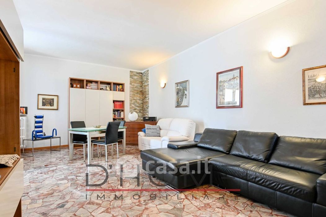 Appartamento in Vendita in Via Gerosa 52 a Bergamo