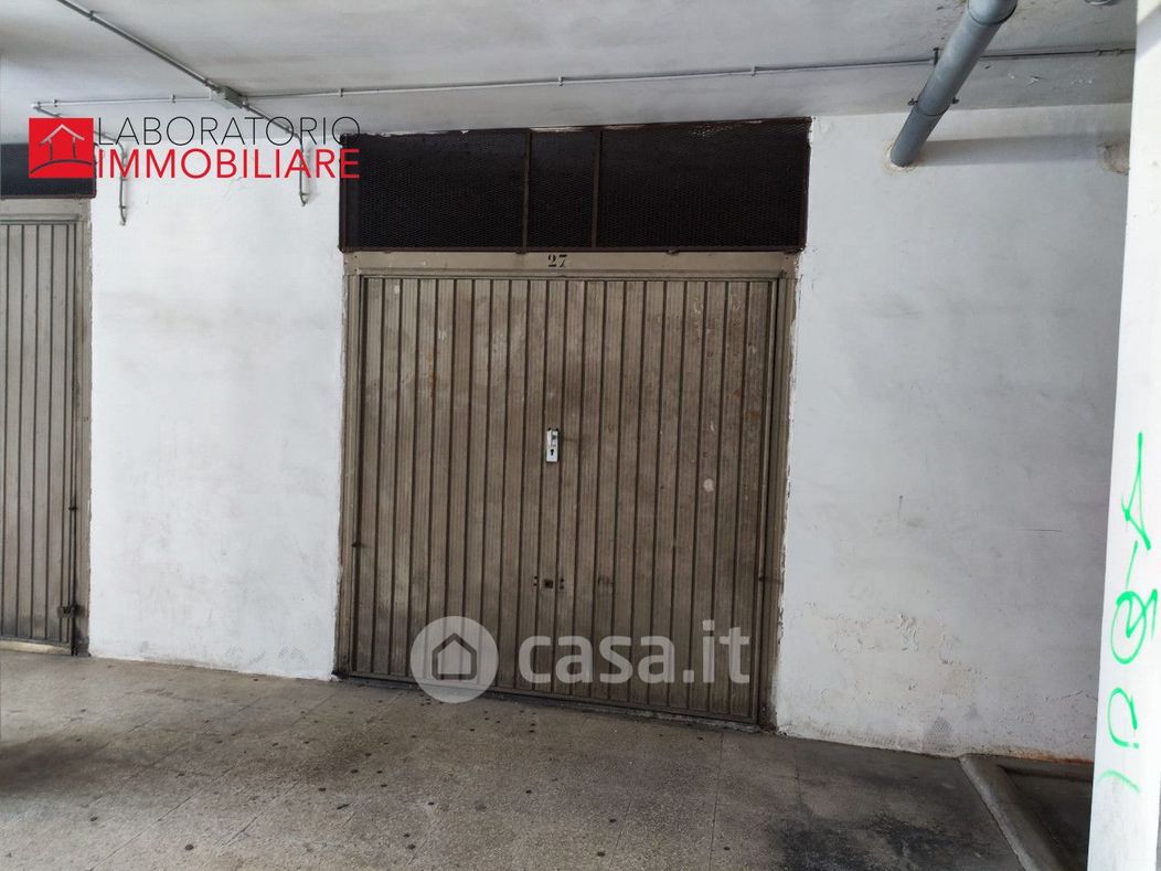 Garage/Posto auto in Vendita in Via Pozzuolo a Lecce