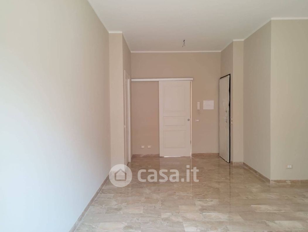 Appartamento in Vendita in Via Giuseppe Chicco 13 a Vercelli