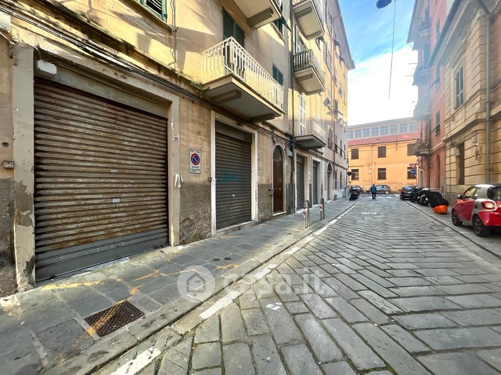 Negozio/Locale commerciale in Affitto in Via Curtatone a La Spezia