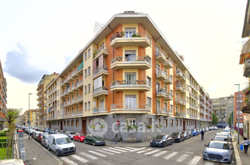 Appartamento in Vendita in Via Alessandria 33 a Torino