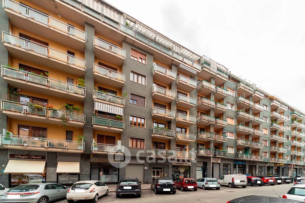 Appartamento in Vendita in Via Barletta 111 a Torino